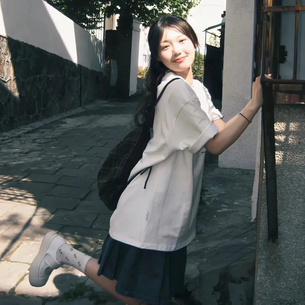 尤莉亚老师的红线